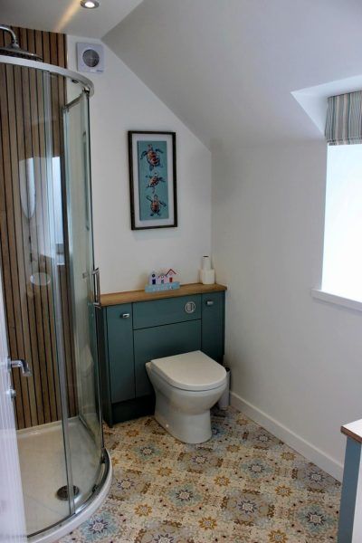 Bay Cottage - 1st floor bathroom